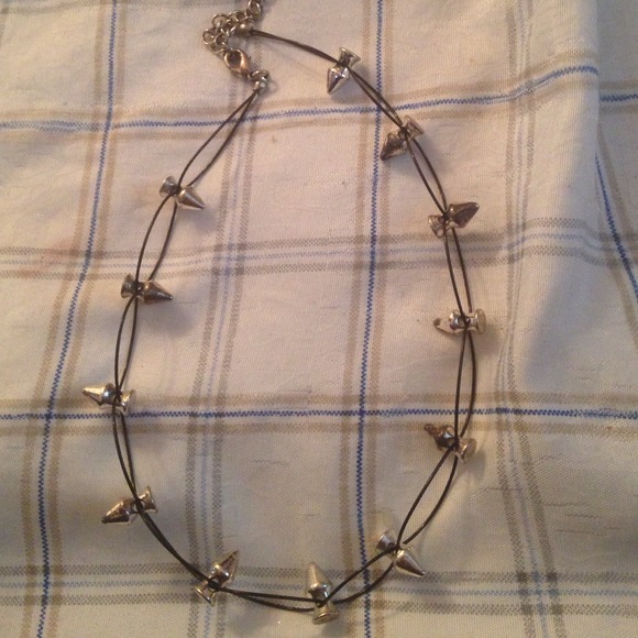 Looped spike necklace