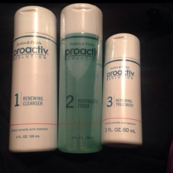 Proactiv 60 day kit + refining mask +dark spot