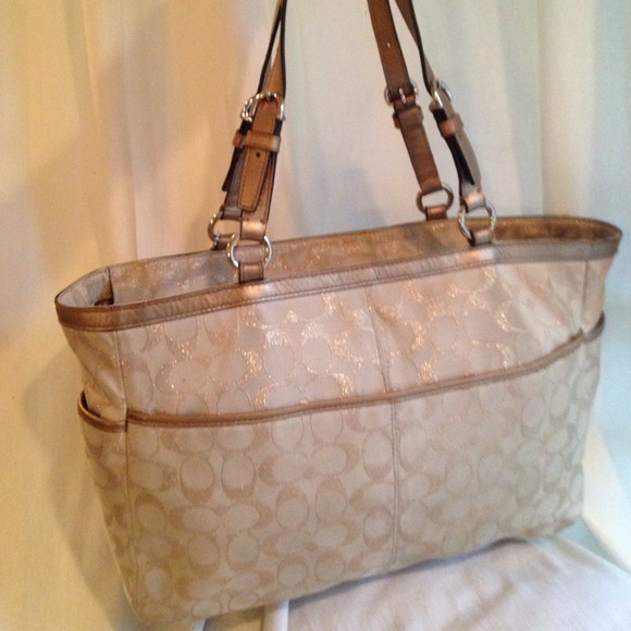 Coach Tote Bag Purse - Picture 2 of 4