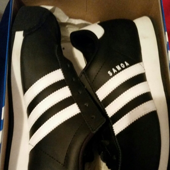 Samoa shoes