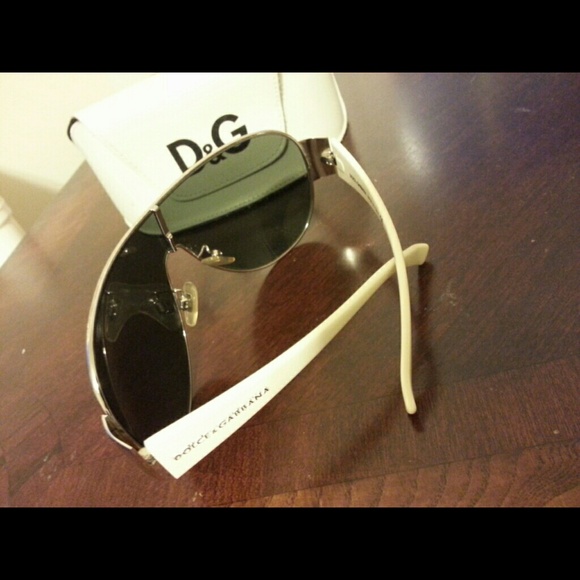 SALE! 100% authentic Dolce & Gabbana sunglasses - Picture 2 of 5