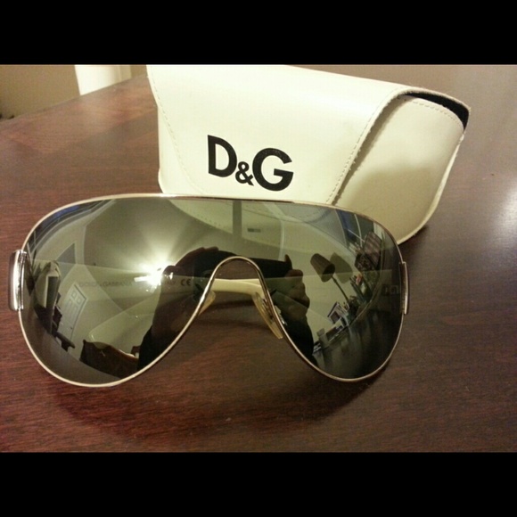SALE! 100% authentic Dolce & Gabbana sunglasses - Picture 3 of 5