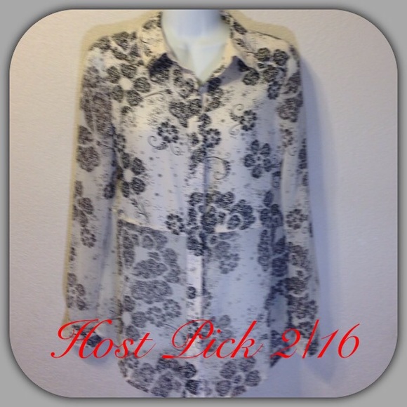 💋SALE💋XS Black and Cream Button Up