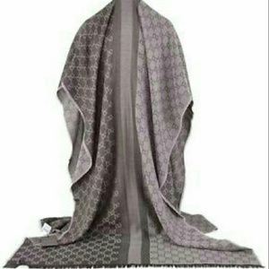 Auth gucci brown scarf shawl