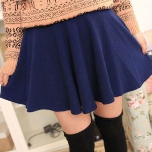 🌈navy blue skater skirt