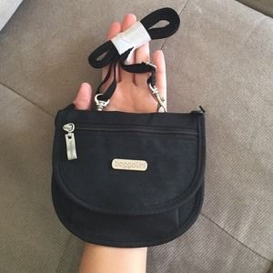 Baggallini Teene Cross Body Bag in Black BRAND NEW