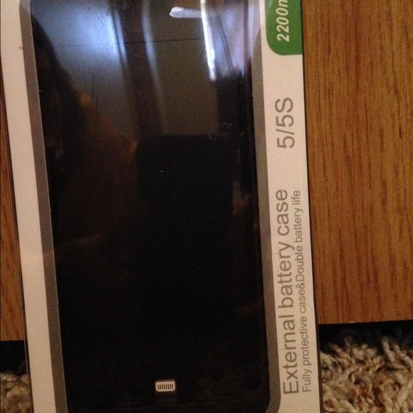 iPhone 5/5s charger case.