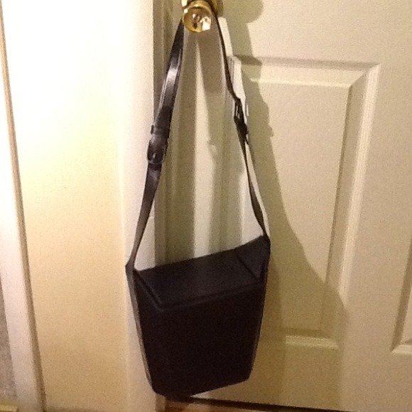 Louis Vuitton black Epi Seau Sac SALE - Picture 2 of 4