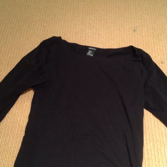 Black long sleeved crop top