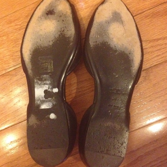 authentic Prada flats - Picture 2 of 4