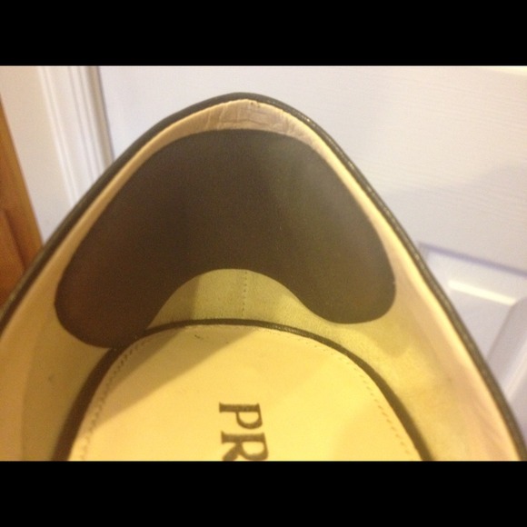 authentic Prada flats - Picture 4 of 4