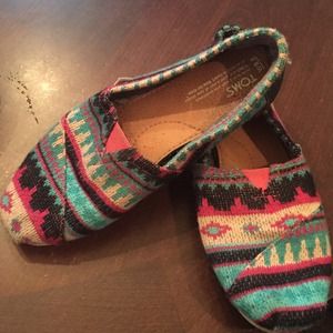 Toms black/pink shoes in size 8.5