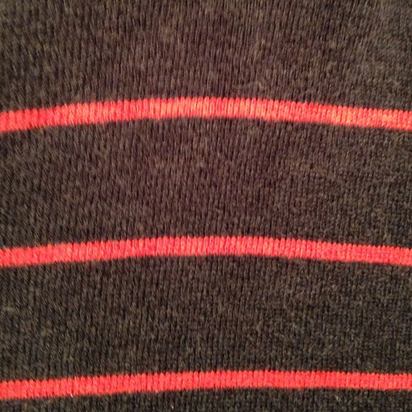 Cropped sweater - Picture 4 of 4