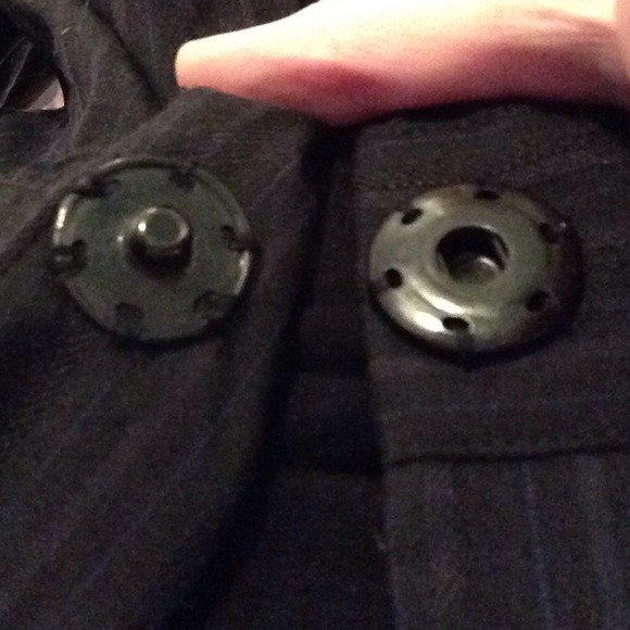 Black blazer with gray stripes - Picture 3 of 4