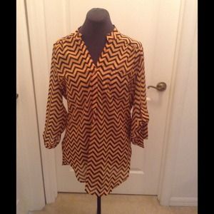 *SOLD* Orange and black chevron shirt