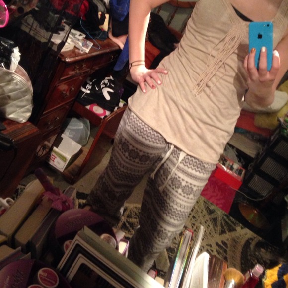 Nude colored top - Picture 1 of 4