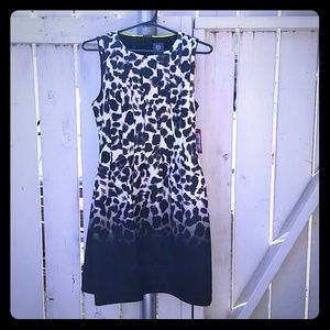 Vince Camuto Dress size 8