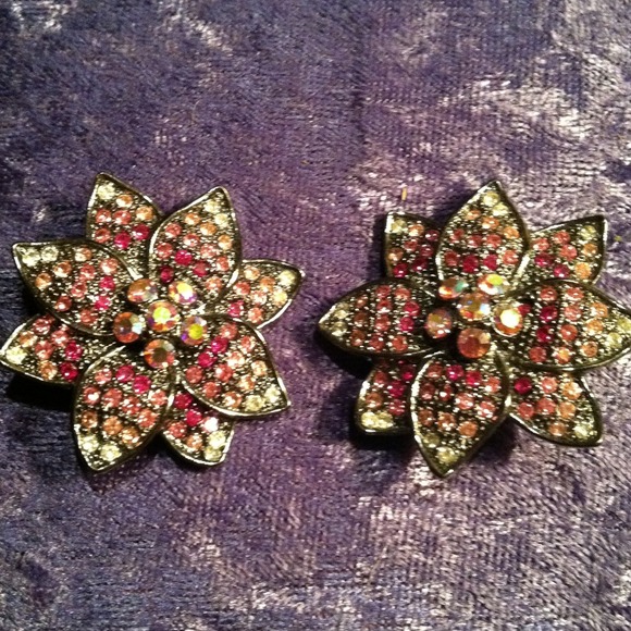 Crystal flower earrings not pierced - Picture 1 of 2
