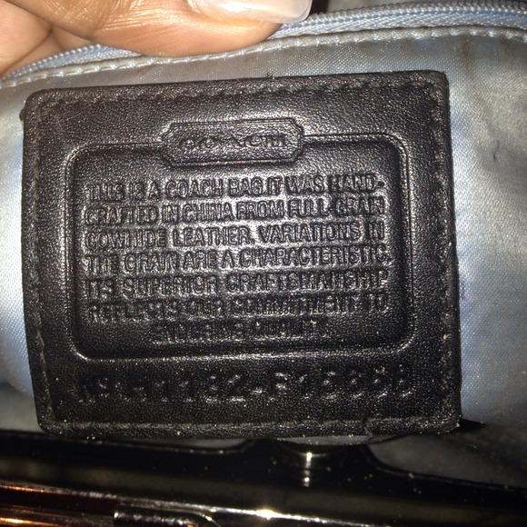 This is a coach purse that is fairly used. - Picture 2 of 4