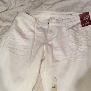 ❌SOLD❌ Brand new white jeans