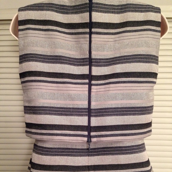 Kate Spade grey stripe shift dress - Picture 2 of 4