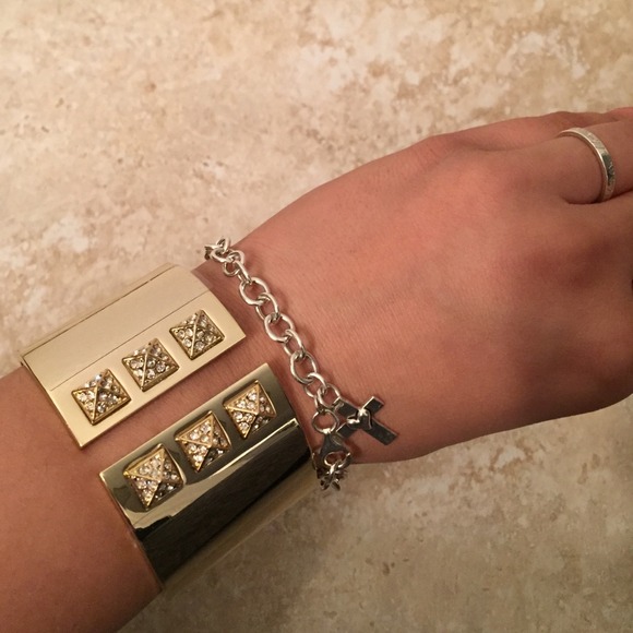 Victoria's Secret Jewelry - REDUCED!! Gold Victorias Secret Cuff bracelet.
