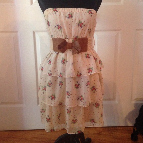 Windsor floral dress (belt included)