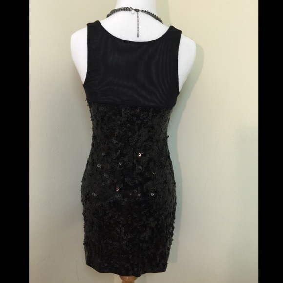 ⚡️Black Sequin Dress⚡️ - Picture 2 of 3