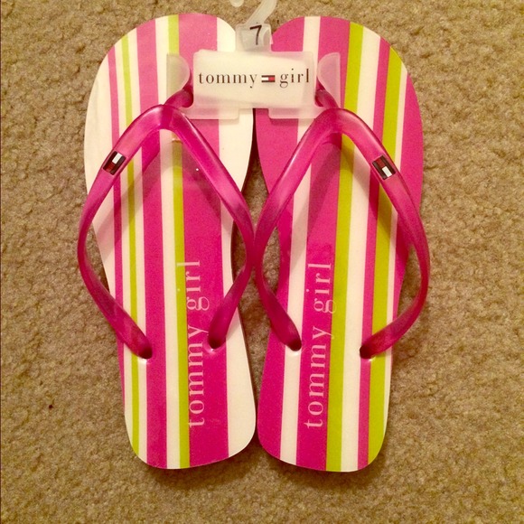 Tommy Hilfiger Shoes - 🌴 Tommy Girl Flip Flops 🌴