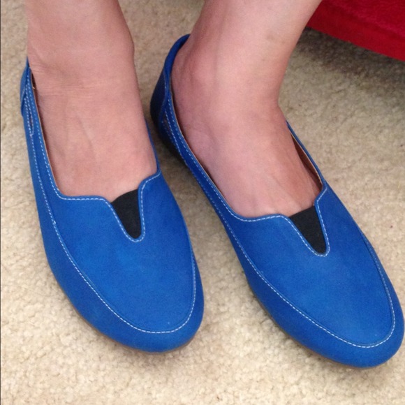 Cobalt blue loafer ! Very comfortable soft insole
