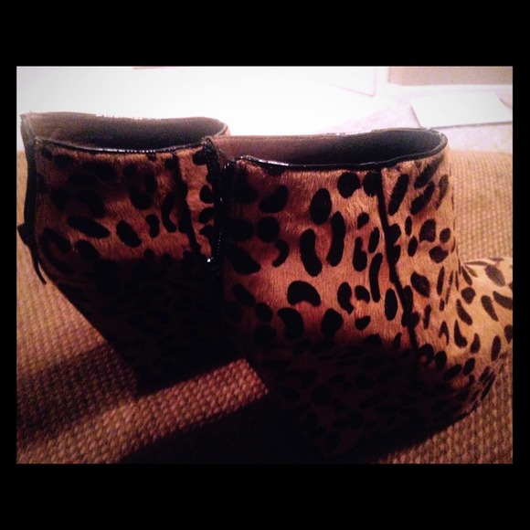 Bebe leopard platform booties