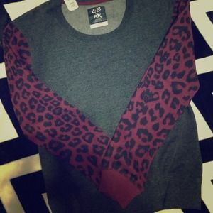 Fox crewneck ON HOLD