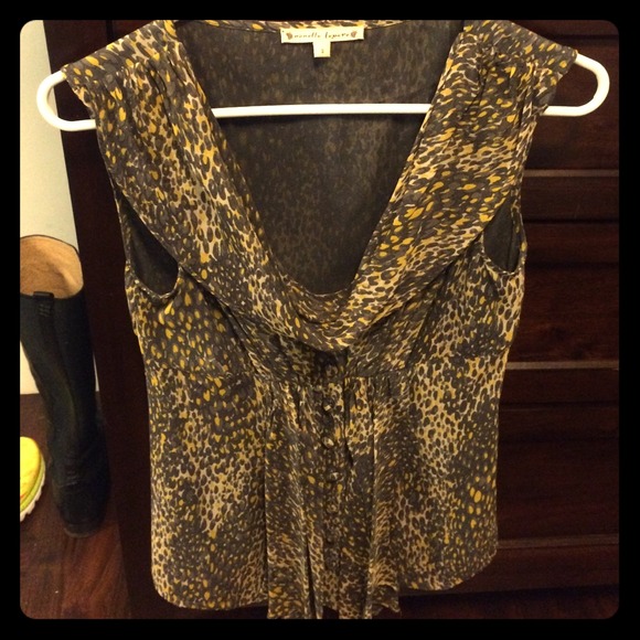 Nanette Lepore gray & yellow silk blouse (size 0)