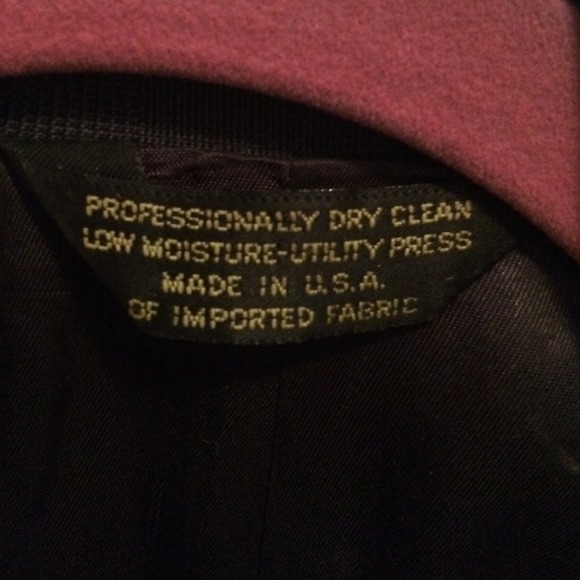 Blazer - Picture 2 of 4