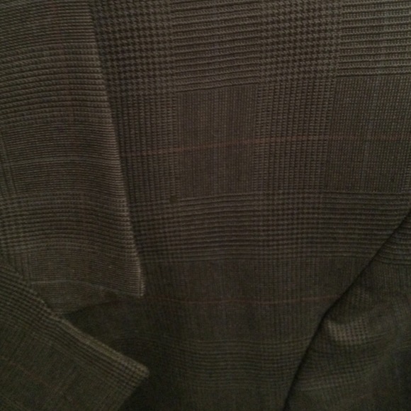 Blazer - Picture 4 of 4