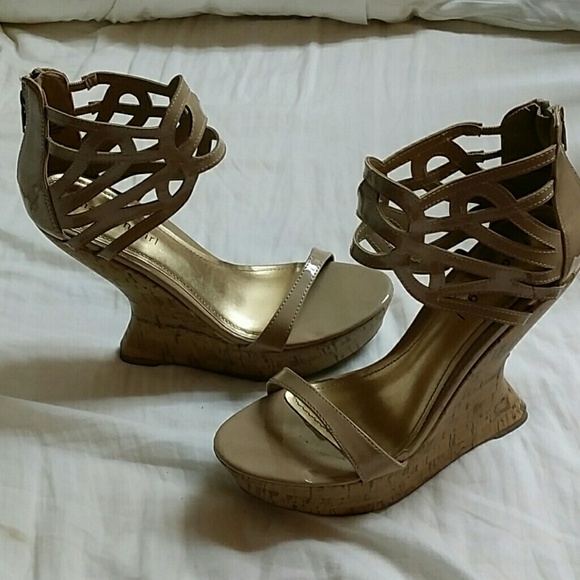 Madden Girl wedges - Picture 2 of 4