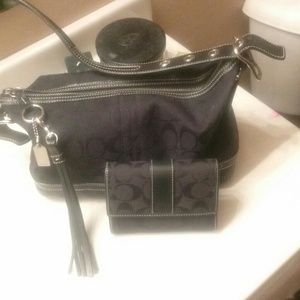Coach Small Hobo handbag w/matching wallet