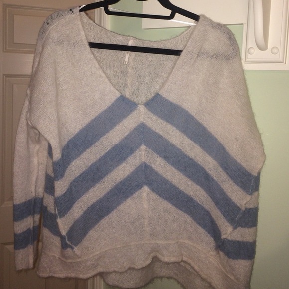 💥free people sweater👽
