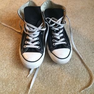 Black converse