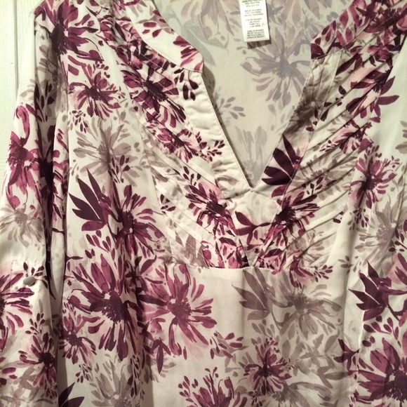NWOT Floral Tunic - Picture 2 of 3