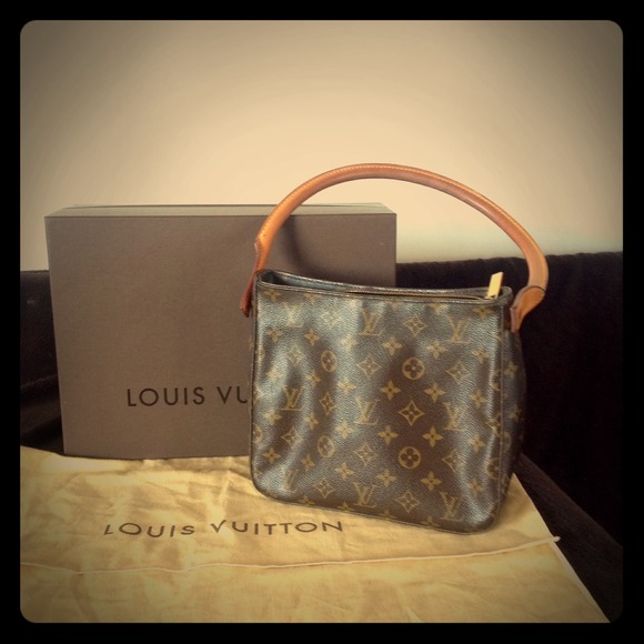 👜Louis Vuitton Looping Handbag ❤️