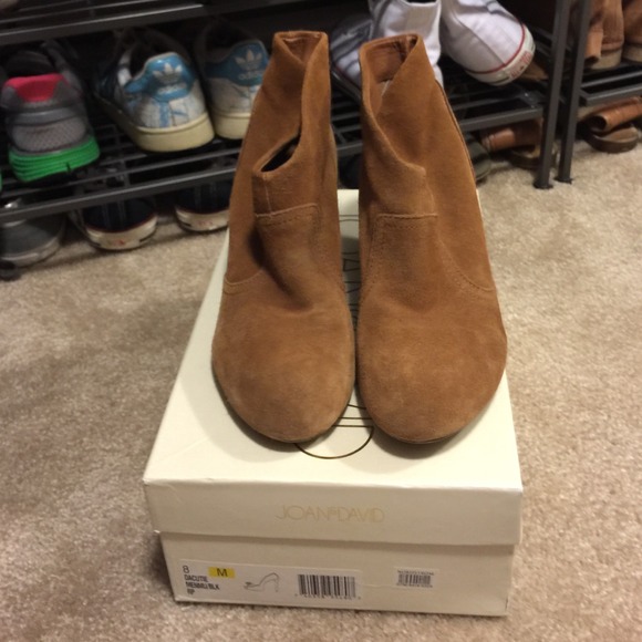 Brown little heels
