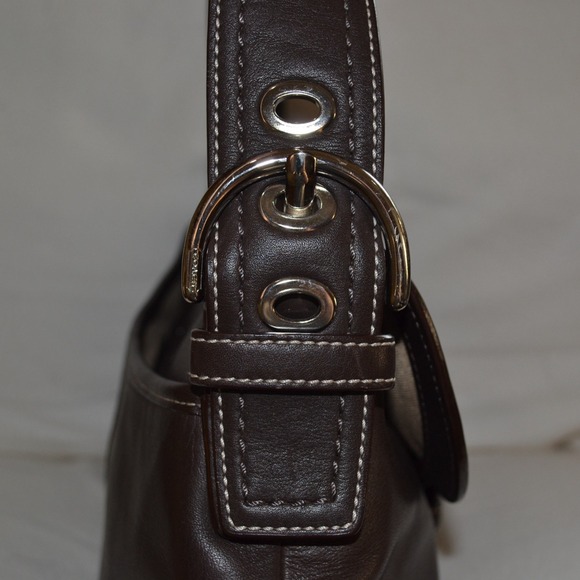 Coach Soho Flap Leather Purse 👜💛 - Picture 3 of 4