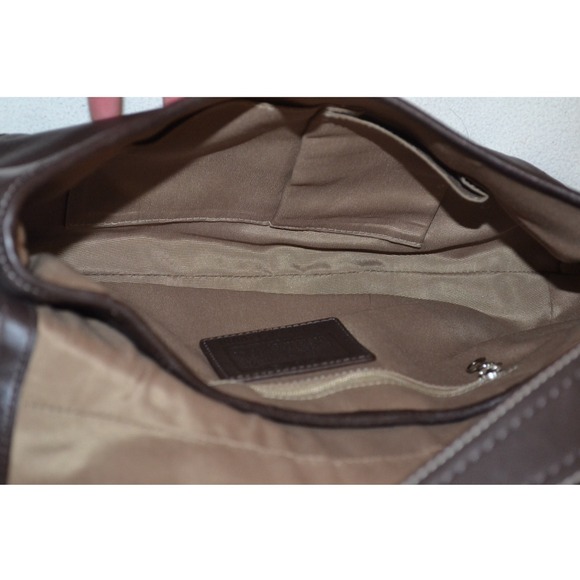 Coach Soho Flap Leather Purse 👜💛 - Picture 4 of 4