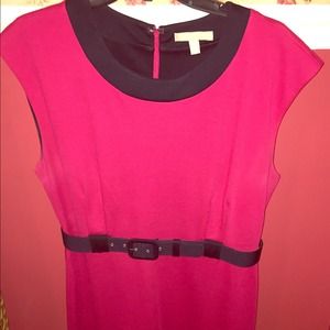 Hot pink and navy dress.