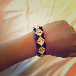 Black and White Pyramid Bracelet