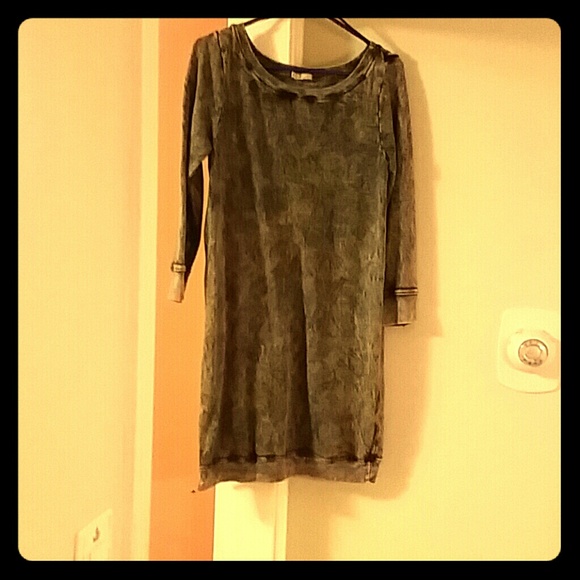 Sweatshirt like new charcoal grey