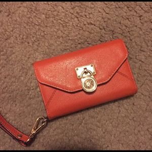 iPhone 4/4s michael kors wristlet