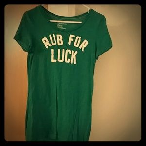 T shirt green