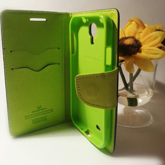 Galaxy S4 Wallet Case
